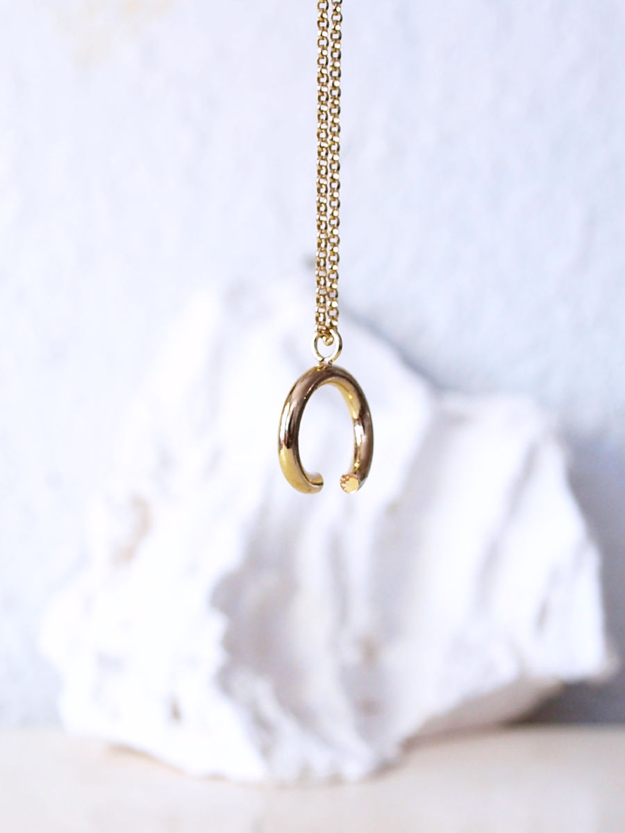 Collier Gé