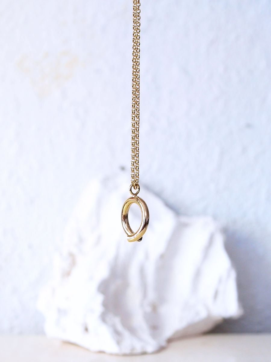 Collier Gé