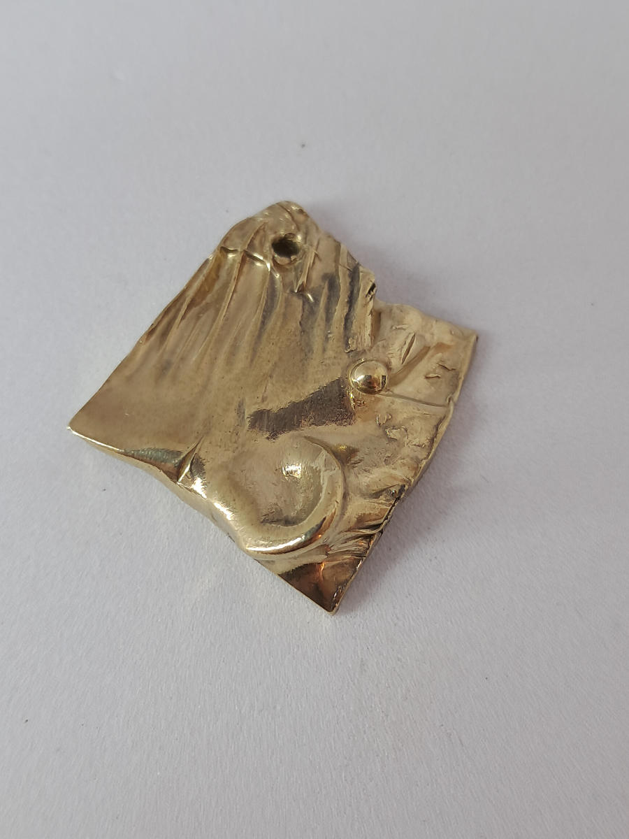 03/11 Médaille en cire