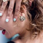 bijoux minimalistes Boucle d'oreilles mille feuille bijoux uniques