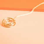 collier tourbillon Point
