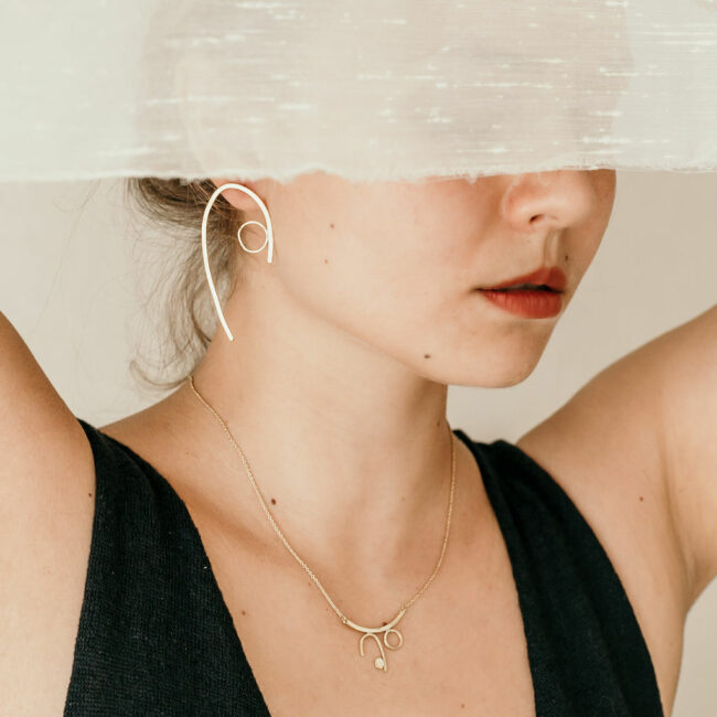 maxi boucles d'oreilles graphiques lunar unfold